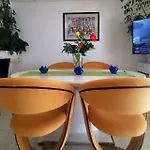 Kate's Place *