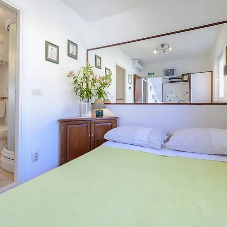 Апартаменты Kate's Place *