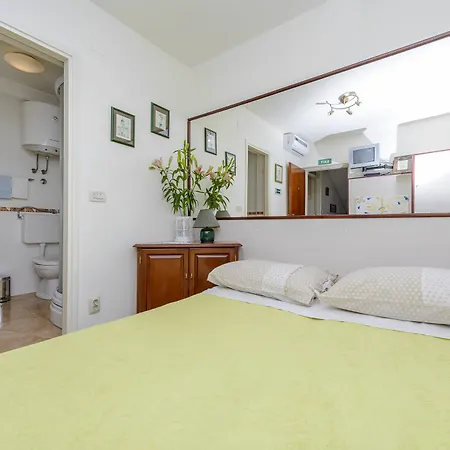 Kate's Place Апартаменты *