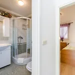 Apartman Kate's Place