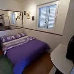 Kate's Place Apartman *