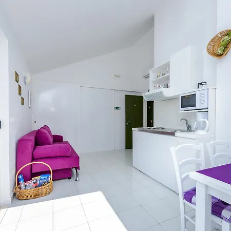Kate's Place Апартаменты *